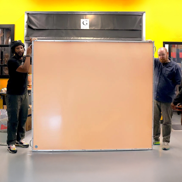 A Pound of Flesh Riesige tätowierbare synthetische Leinwand - 3 mm dick (6,6 ' x 5,9 ') - Fitzpatrick-Ton 2