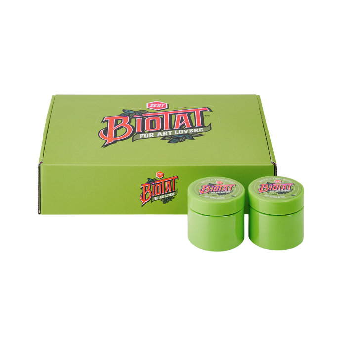 Box mit 12 BIOTAT Tattoo Zest Soft Butter 50ml Studio Display