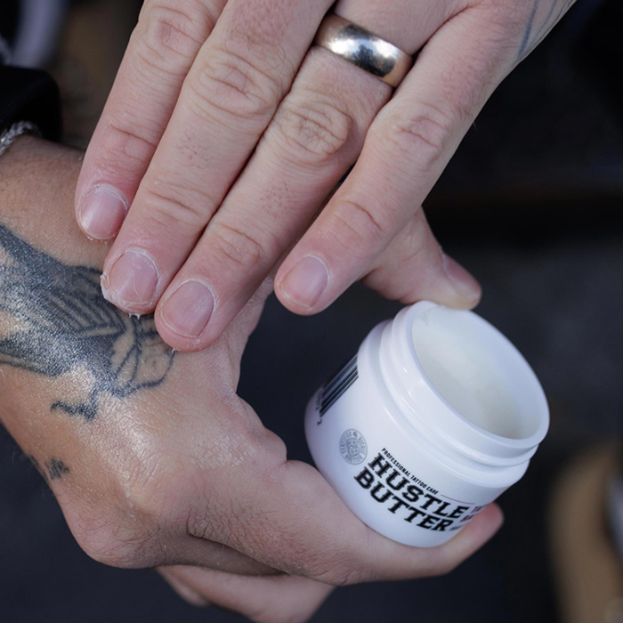 Hustle Butter Deluxe® Tattoo Care - Kleinbecher „The Ones