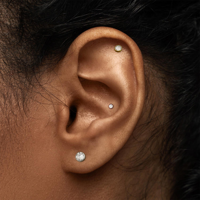 Tilum Kristallaufsatz aus Titan mit Zargenfassung und Innengewinde