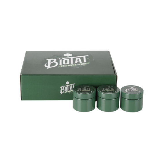 Box mit 12 BIOTAT Tattoo Clove Soft Butter 50ml Studio Display